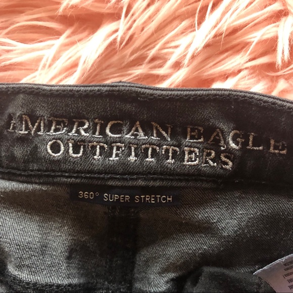 American eagle black shorts - Picture 3 of 4